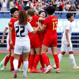 中国女足7-0乌兹别克斯坦摘铜，本月还将参加奥运预选赛