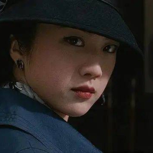 换经纪人？汤唯28岁一脱成名遭封杀，嫁韩国导演“落魄”到去乡下种地养鸡