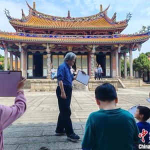 台湾写真：一堂台北孔庙内的古建写生课