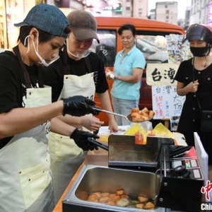 泥瓦工变旅游博主 台青“要走遍祖国大好河山”