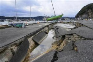 日本能登半岛地震修正为6.0级 部分列车一度停运