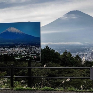 日本富士山特色“雪顶”迟迟不来 打破130年最晚纪录