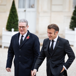 80年来首位英国首相赴法纪念一战停战，“掌握自身命运”秀团结 ...