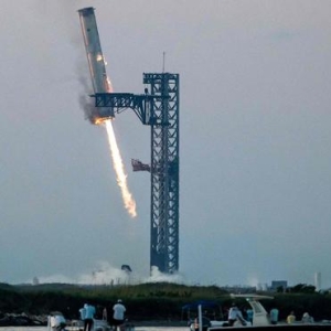 美国的登月梦，要被SpaceX盘活了？
