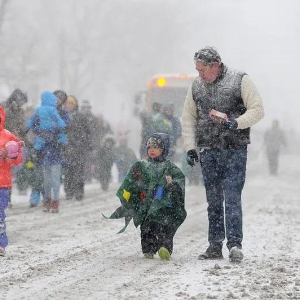 突发！降雪量达 1800 毫米！美国沃特敦市和安大略湖以东其他地区进入灾难紧 ...