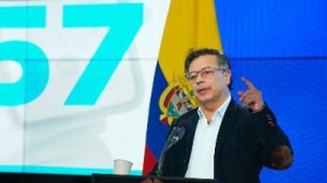 哥伦比亚总统宣布采取“对等”措施 将对美商品加征 25% 关税 ...