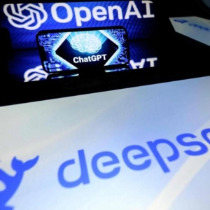 刘和平：面对美国“羡慕嫉妒恨”，DeepSeek 这个回答太妙了 ...