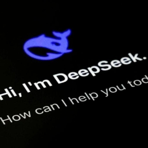 陈冰：受 DeepSeek 刺激，特朗普忙见黄仁勋讨论对策