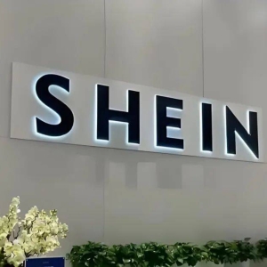 火爆海外的SHEIN，在中外网友的“对账”中略显尴尬