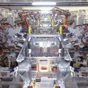特斯拉自研4680电池助力Cybertruck产能提升，年产量有望达12万辆 ...